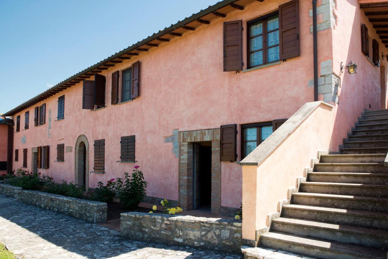 Residence Maria Giulia Corciano Exterior photo