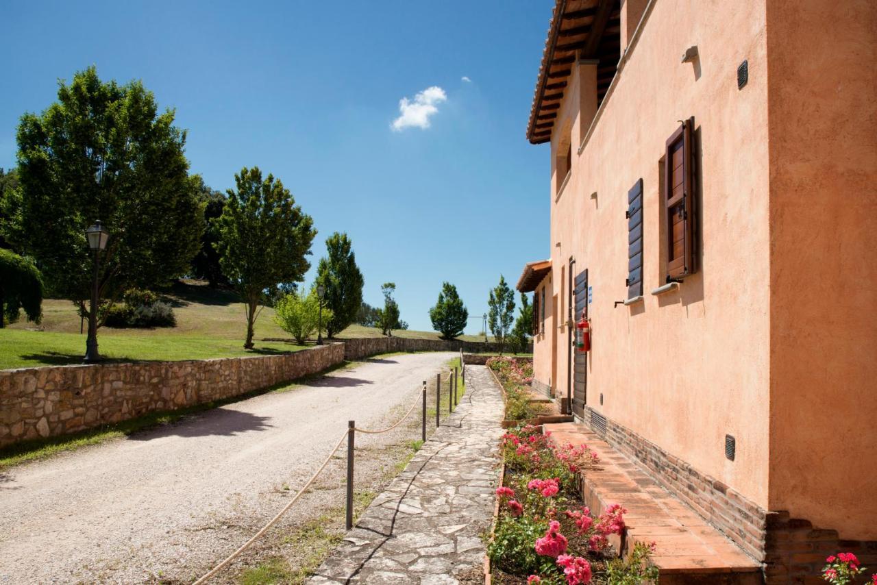Residence Maria Giulia Corciano Exterior photo